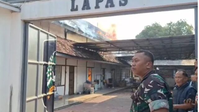 Lapas Kelas IIB Ngawi Terbakar, Aula Dilalap Api, 305 Warga Binaan Dipastikan Selamat